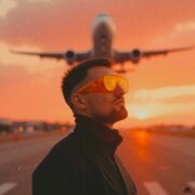 АНДРЕЙ КУКЛИН - Самолет