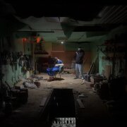 U Now Mike, KomX - Оберегать