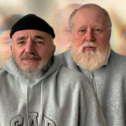 Киньте Копеечку - Стареет чел