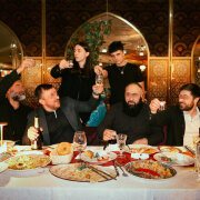 Heronwater, Джон Гарик - Мейхана флоу